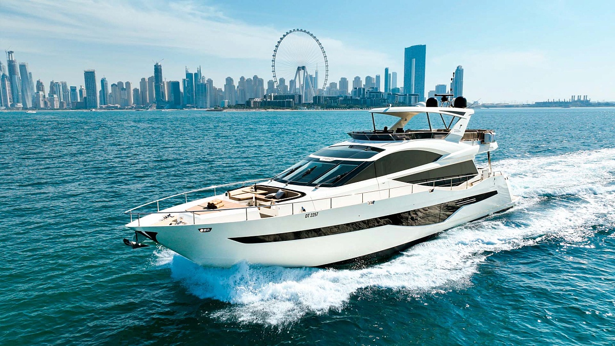 Аренда моторной яхты Galeon 780 Crystal в Дубае - ОАЭ